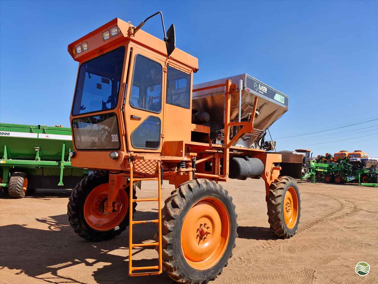 DISTRIBUIDOR AUTOPROPELIDO MP AGRO MP AGRO Z4.0 Pró Campo Concessionária Stara - Rondonópolis RONDONOPOLIS MATO GROSSO MT